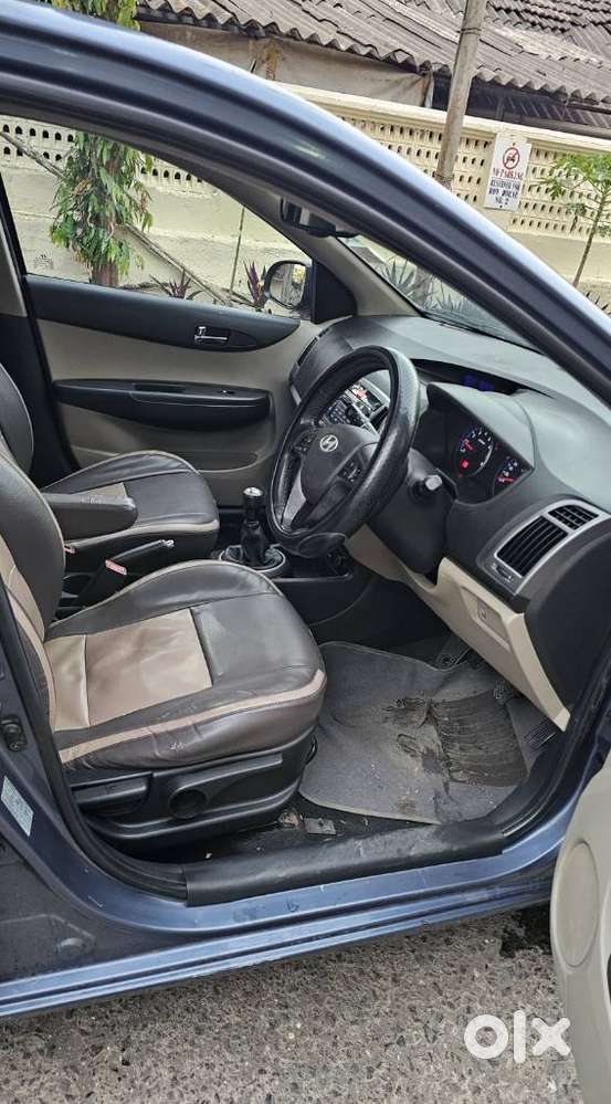 Hyundai I20 Petrol Asta Option, 2013, Petrol