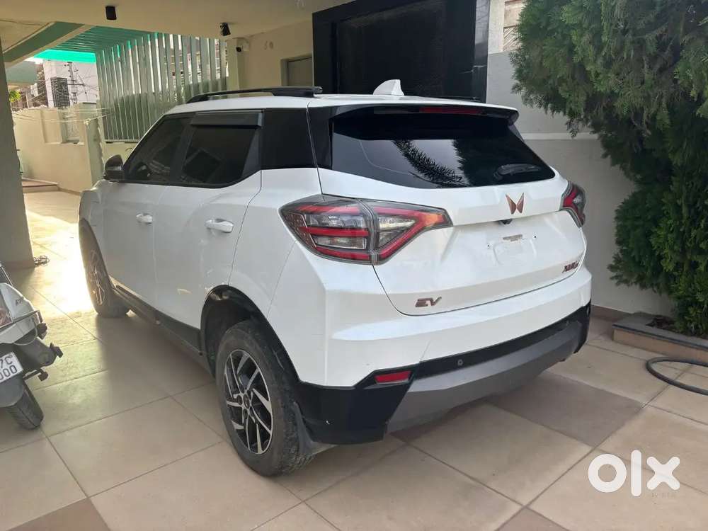 Showroom Condition Firsthand Owner Car