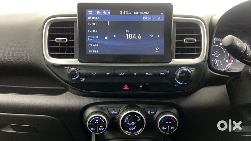 Hyundai Venue 1.0 Sx (o) Turbo Dct, 2022, Petrol