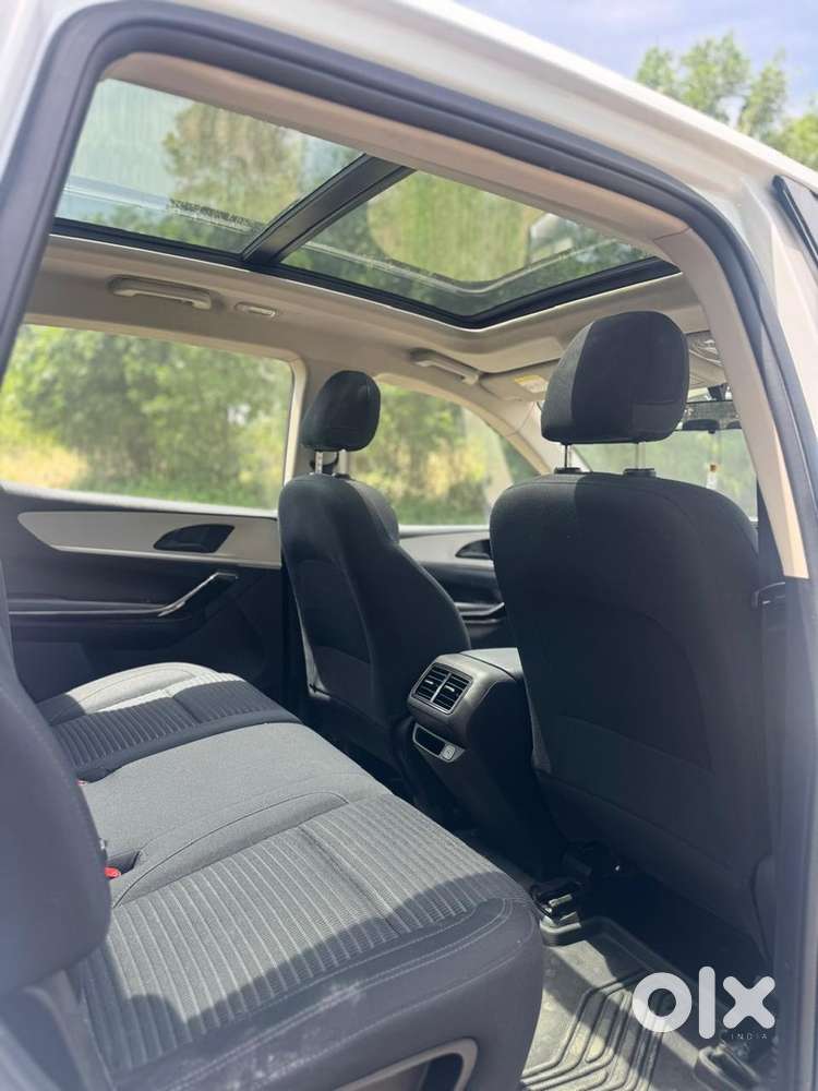 Mahindra Xuv700 Diesel 2023