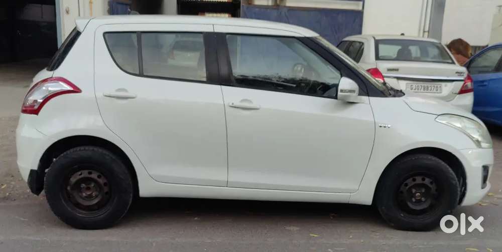 Maruti Suzuki Swift 2015