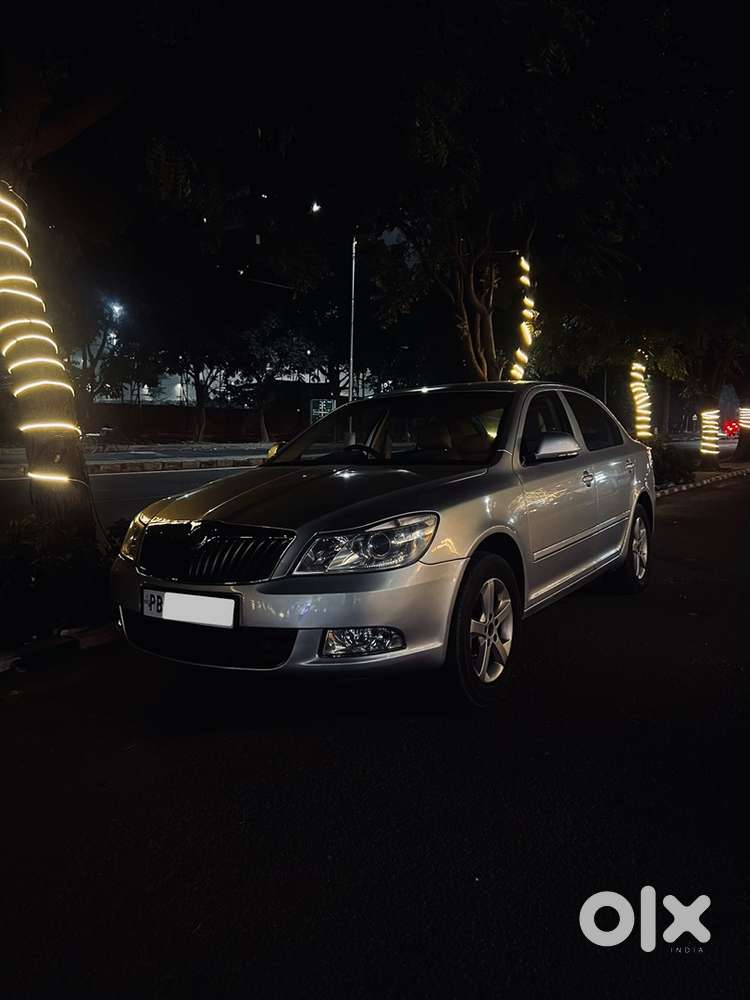Skoda Laura 2012 Diesel Well Maintained