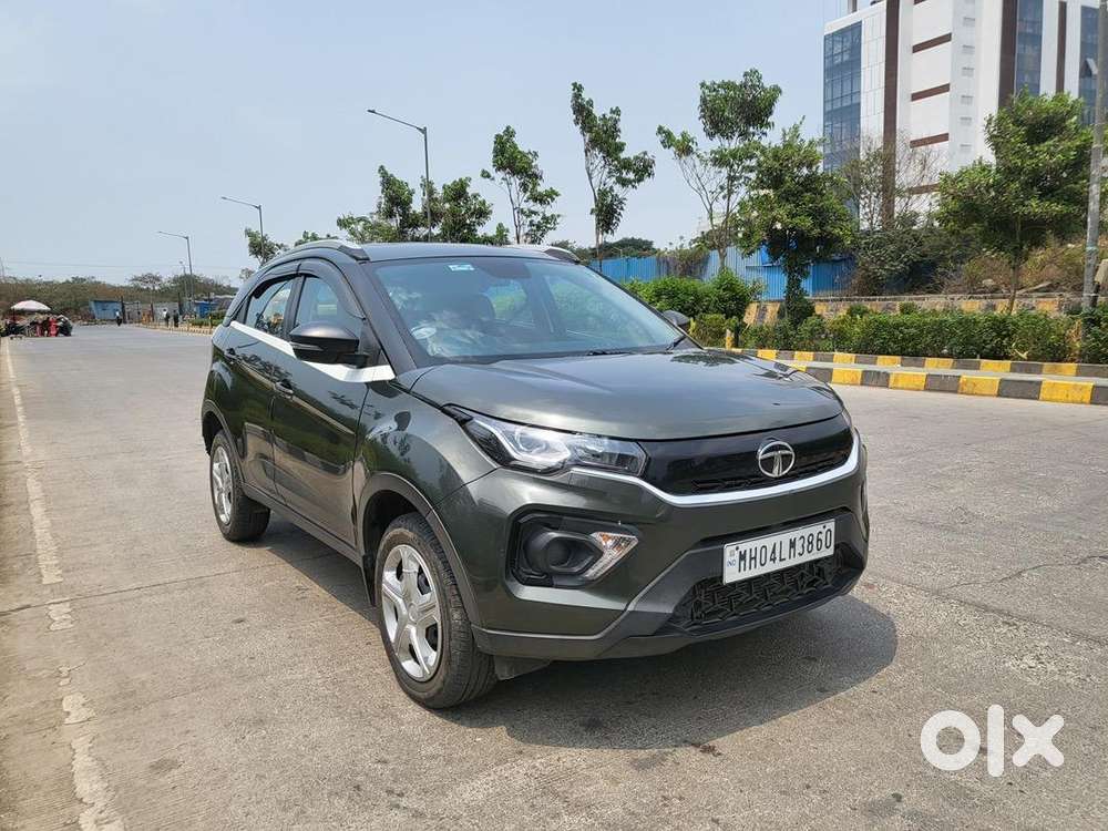 Tata Nexon 2023 Xm Sunroof  Petrol  12k Driven