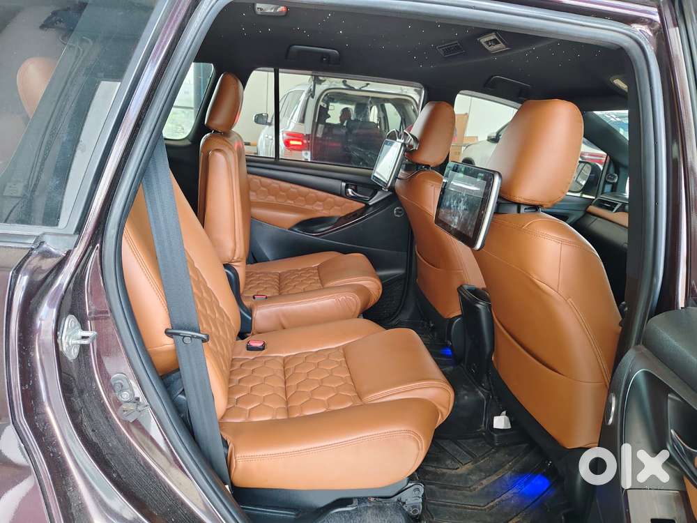 Toyota Innova Crysta 2.8 Gx At 8s, 2020, Diesel
