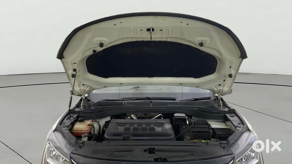 Mahindra Xuv700 2.2 Ax 7 Diesel At Luxury Pack Str, 2022, Diesel