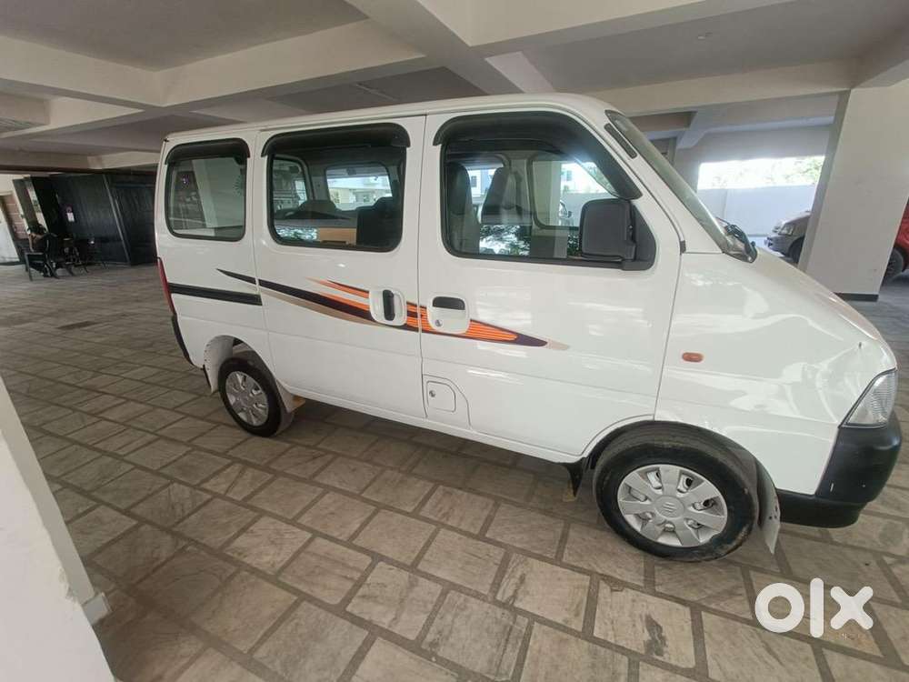 Maruti Suzuki Eeco 2022 Cng & Hybrids 37000 Km Driven