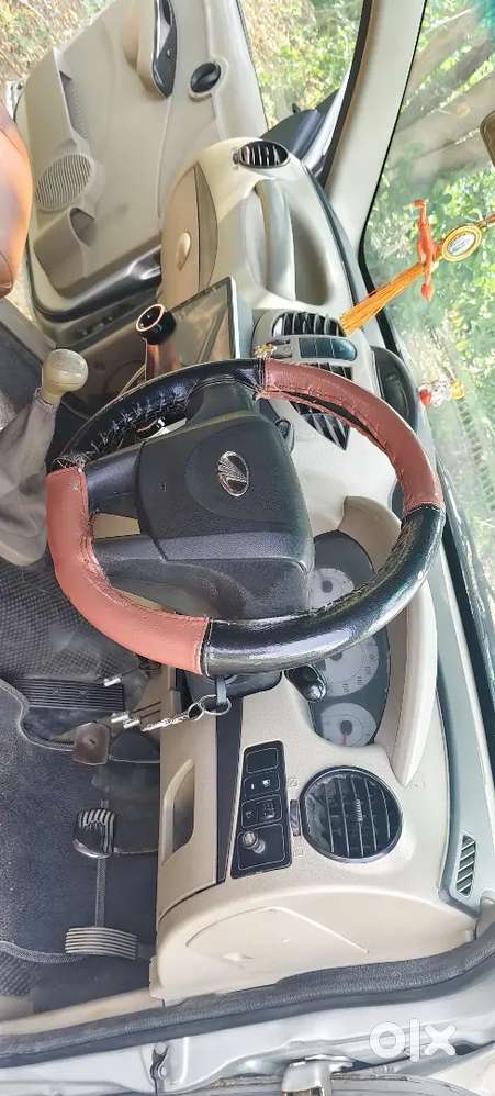 Mahindra Xylo 2017