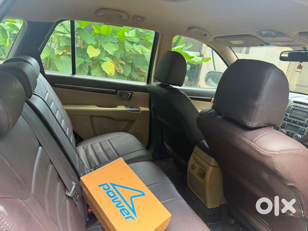 Hyundai Santa Fe 2011 Diesel Well Maintained