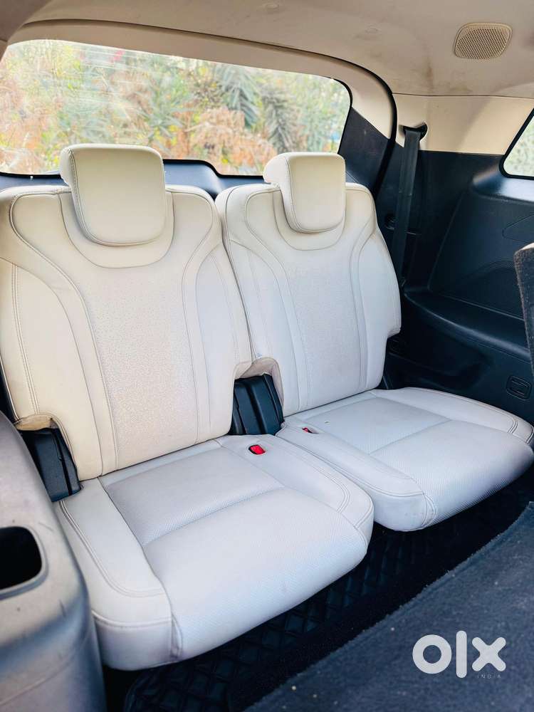 Mahindra Xuv700 Ax7 Luxury Pack Awd, 2022, Diesel