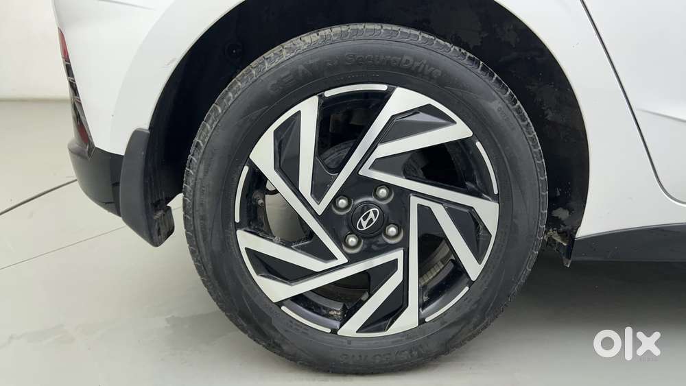 Hyundai New I20 1.2 Asta Mt, 2024, Petrol