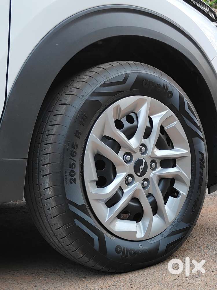 Kia Carens 1.5 Premium Diesel 7 Str Imt, 2023, Diesel