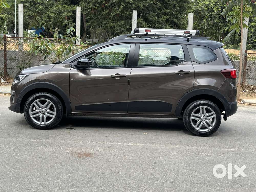 Renault Triber 1.0 Rxz Dual Tone, 2022, Petrol