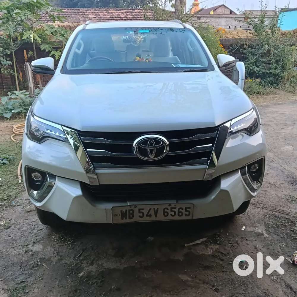 2019 Model 4*42019 4*4 Top Model/well Maintained 1st Owner Fortuner