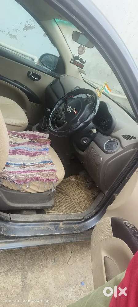 Hyundai Grand I10 2011 Automatic Variant