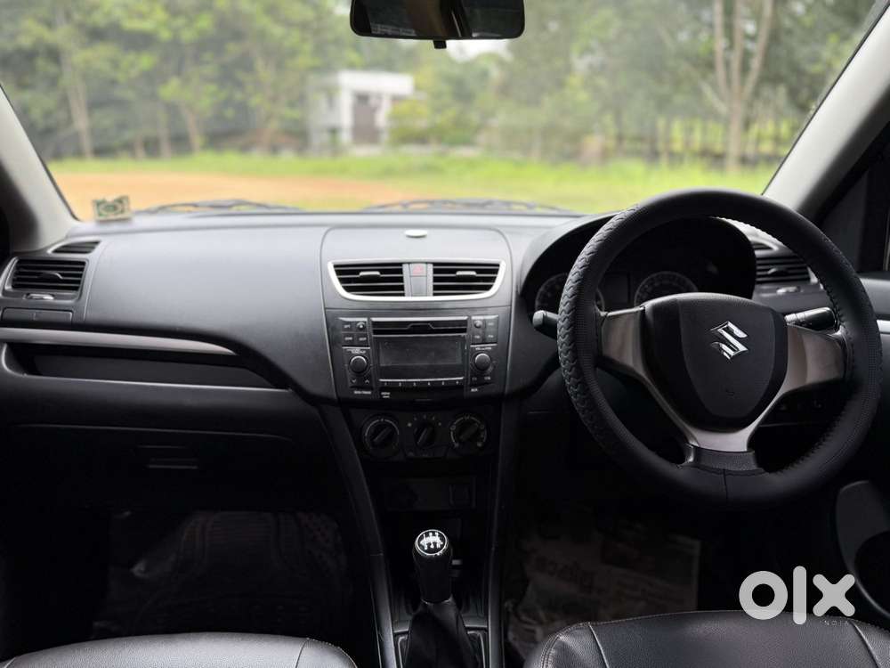 Maruti Suzuki Swift Vxi, 2015, Petrol