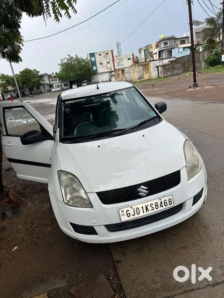 Maruti Suzuki Dzire 2013