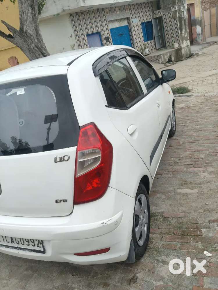Hyundai I10 2015 Variant Offered