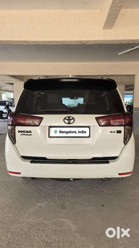 Toyota Innova Crysta 2022 Diesel 37200 Km Driven
