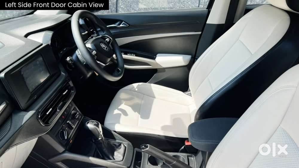 Skoda Kylaq Signature At, 2026, Petrol