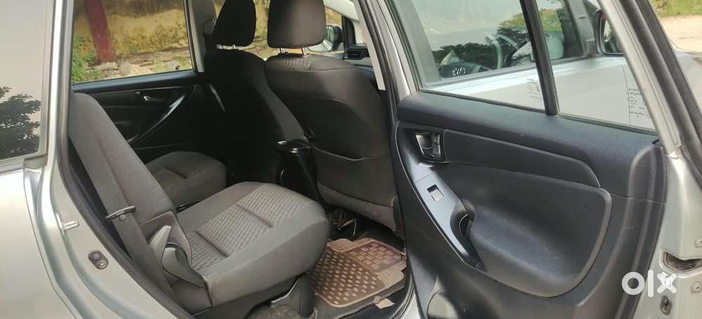 Toyota Innova Crysta 2.4 G Mt 7 Str, 2018, Diesel