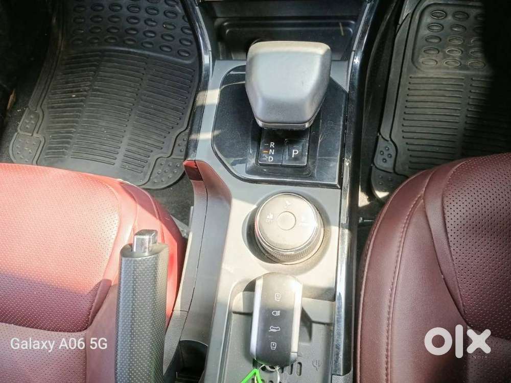 Tata Curvv Accomplished S 1.2 Revotron Petrol 7dca, 2025, Petrol