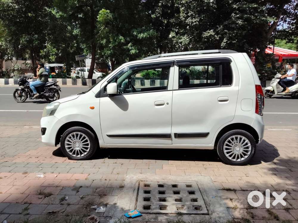Maruti Suzuki Wagon R 1.0 Vxi Cng, 2013, Cng & Hybrids