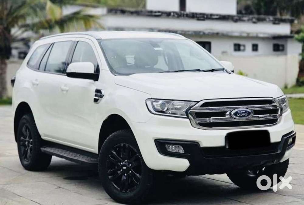 Ford Endeavour 2.2 Titanium At 4x2, 2016, Diesel