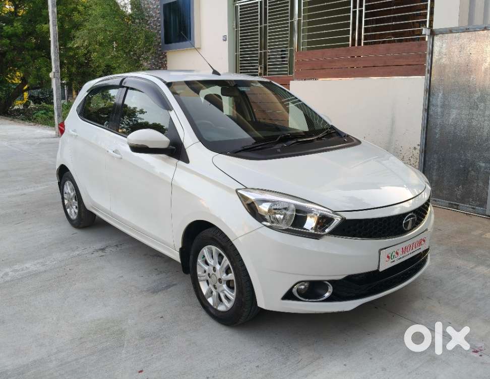 Tata Tiago 1.2 Revotron Xza, 2017, Petrol