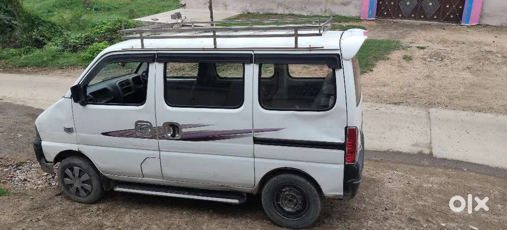 Maruti Suzuki Eeco 2015 Petrol 130000 Km Driven