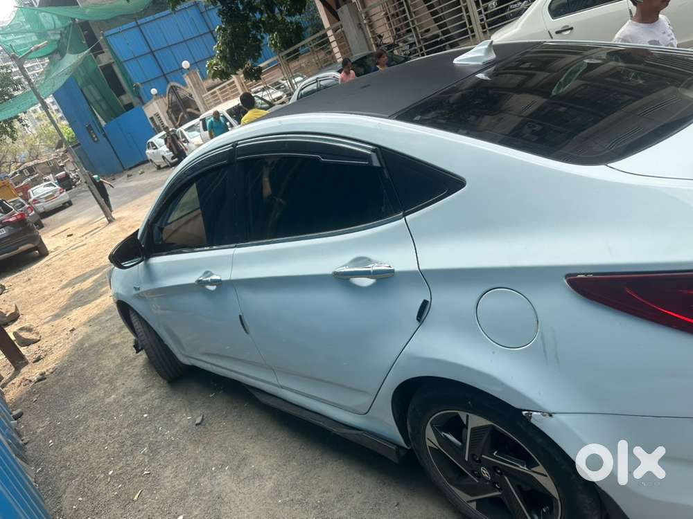 Hyundai Fluidic Verna 2011