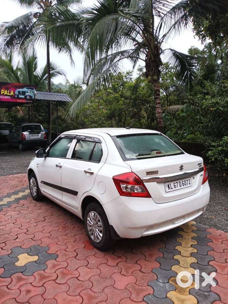 Maruti Suzuki Swift Dzire 1.2 Lxi Bsiv, 2013, Petrol