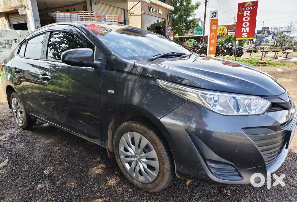 Toyota Yaris 2018 1.5 J - (7 Air Bags) Less Driven