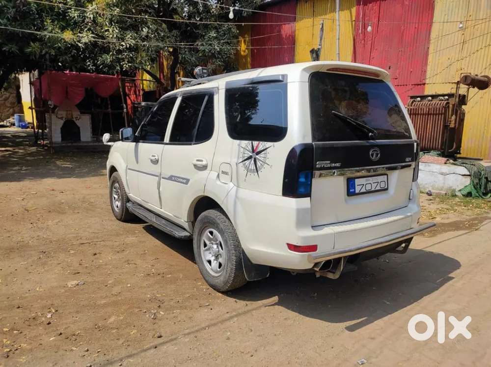 Tata Safari Storme 2014 Diesel Well Maintained