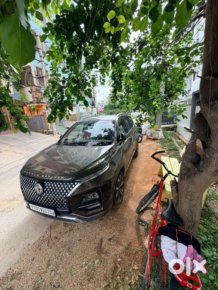 Mg Hector Plus Petrol 2023 Savvy
