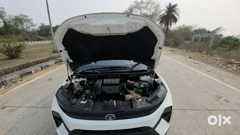 @t Bokaro Nexon Creative Plus Dt 2024 Diesel , Sunroof, Top Model