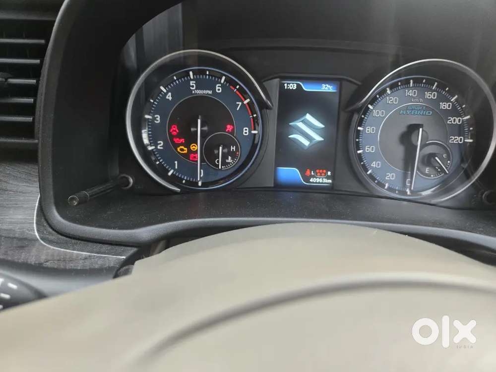 Maruti Suzuki Ertiga Zxi 2024 Top Model