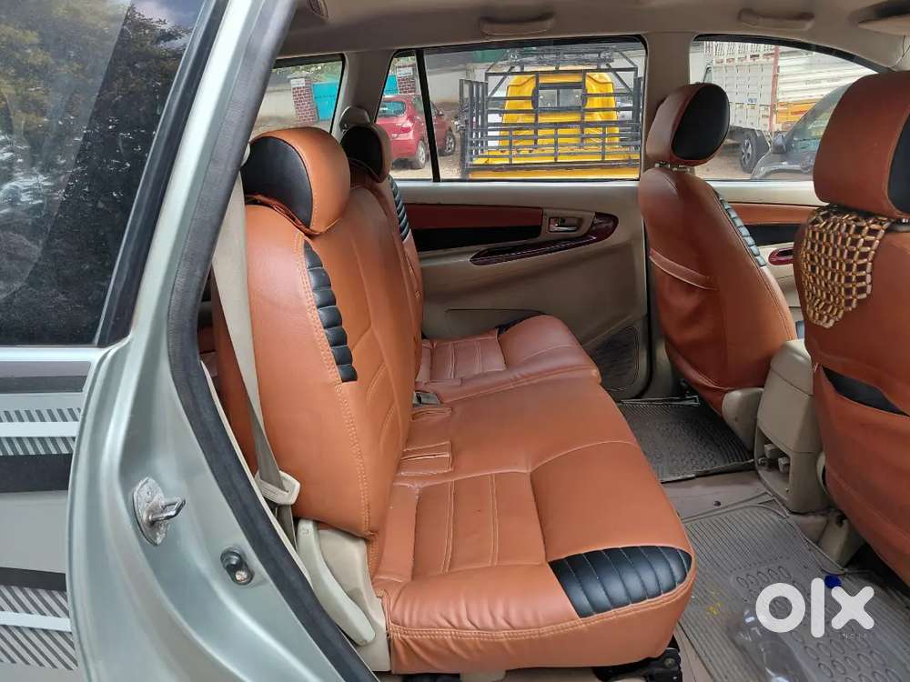 Toyota Innova 2007 Diesel 160000 Km Driven