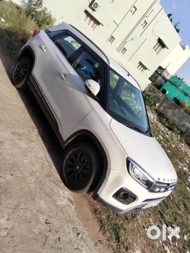 Maruti Suzuki Brezza Zxi 2022 Petrol 18600 Km Driven