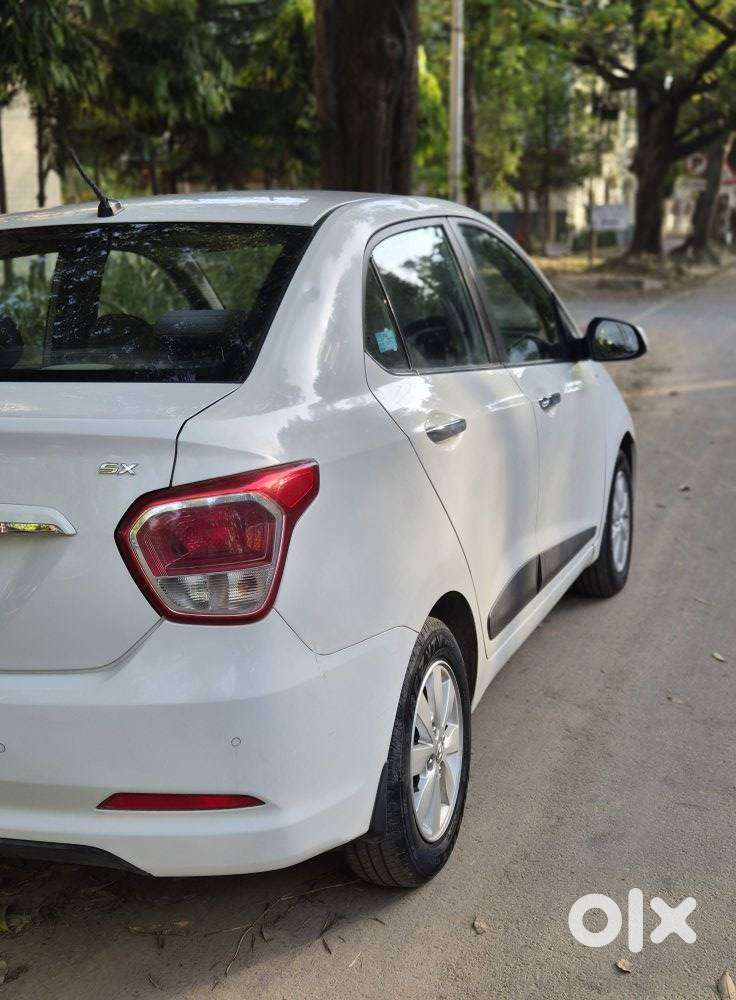 Hyundai Xcent 1.2 Vtvt Sx Option, 2015, Petrol