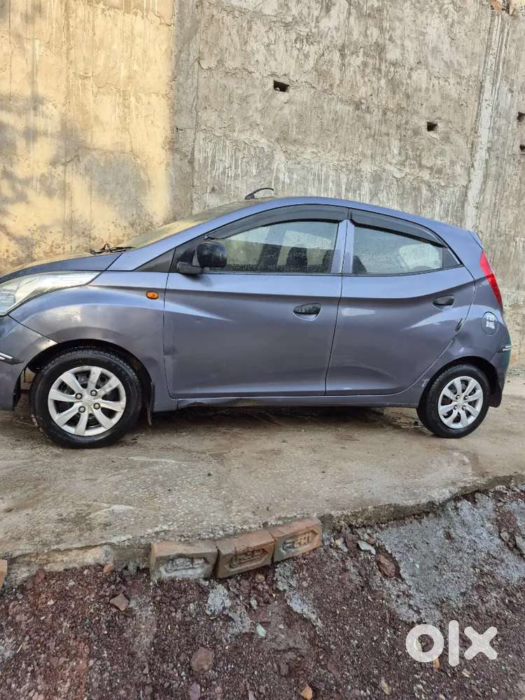 Hyundai Eon 2011 Petrol Well Maintained