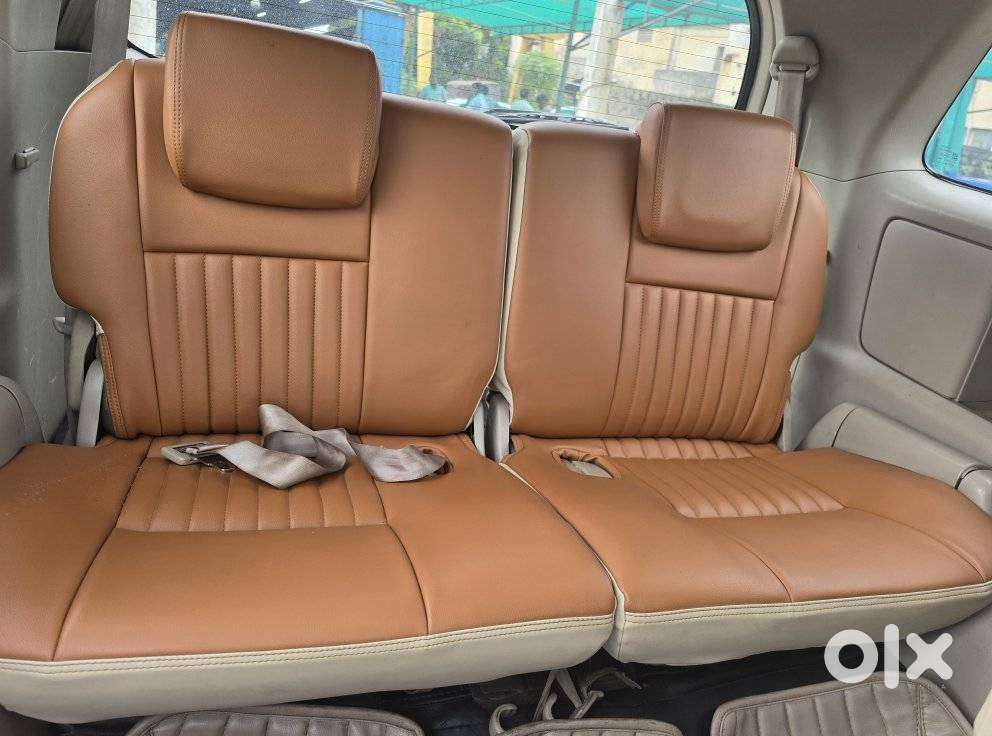 Toyota Innova 2.5 G (diesel) 8 Seater, 2014, Diesel