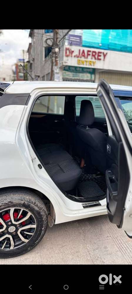 Maruti Suzuki Swift Amt Vxi, 2020, Petrol