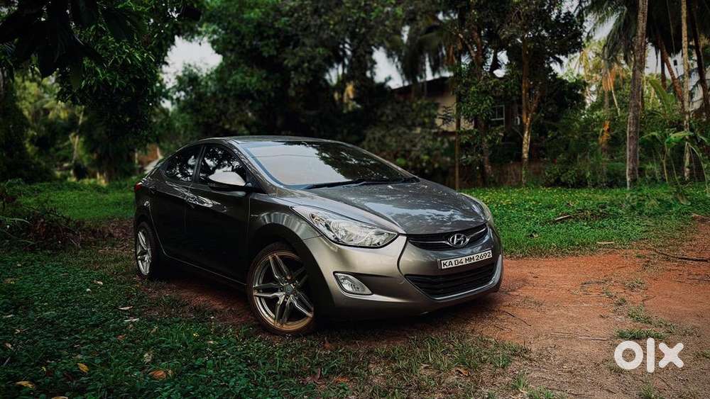 Hyundai Elantra 2013