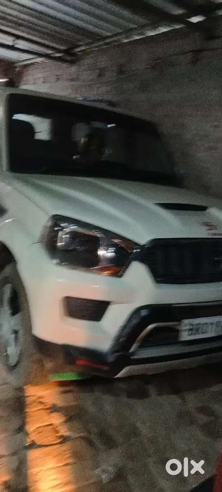 Mahindra Scorpio Getaway 2015 Diesel 213206 Km Driven S6+
