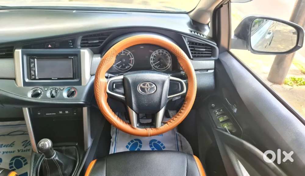 Toyota Innova Crysta [2020-ongoing] 2.4 Gx 8 Str, 2017, Diesel