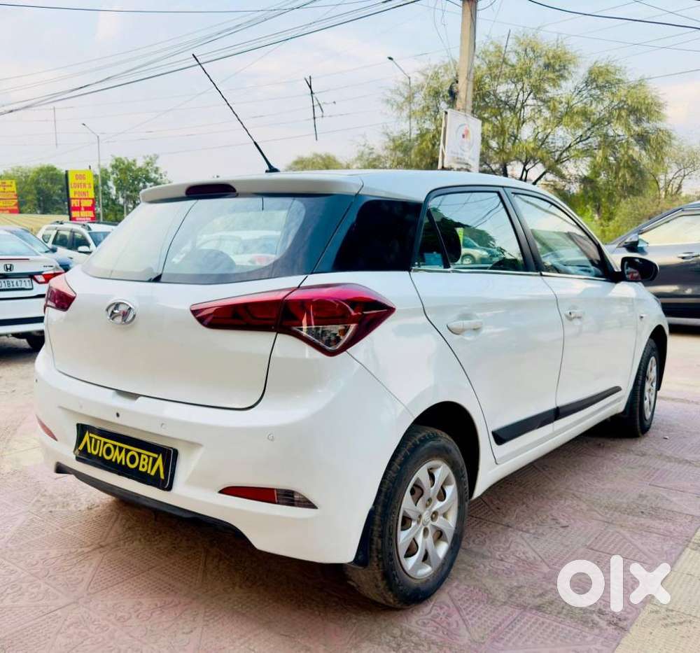 Hyundai I20 2015-2017 Magna At 1.4, 2017, Petrol