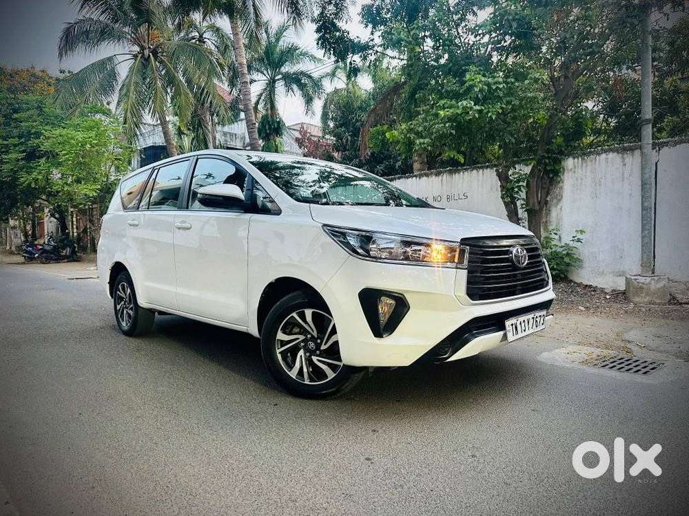 Toyota Innova Crysta 2.4 G Mt, 2022, Diesel