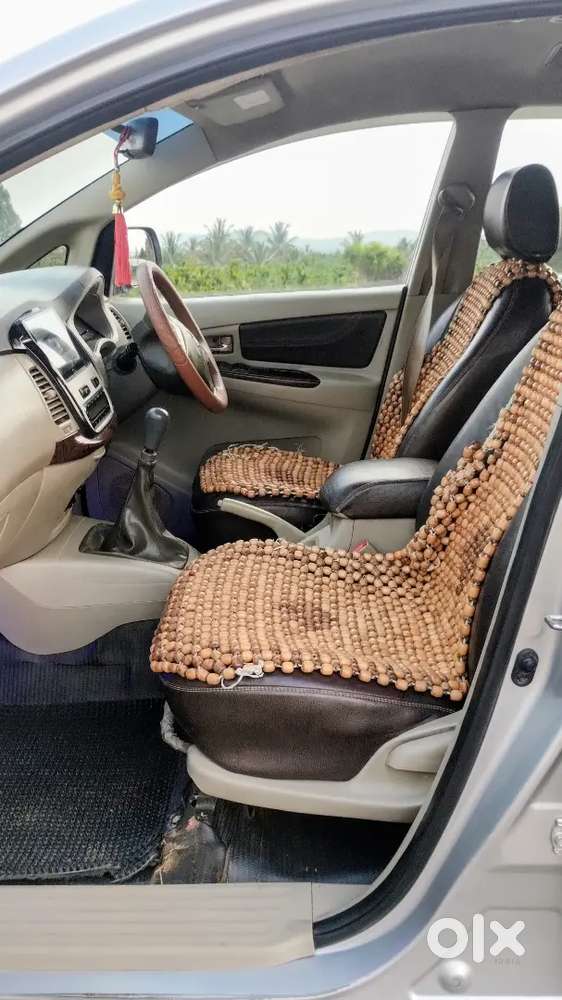 Toyota Innova 2013