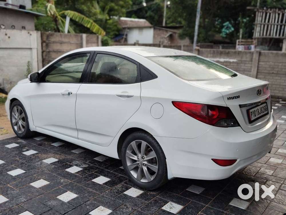Hyundai Verna Fluidic 1.6 Crdi Sx Opt, 2011, Diesel