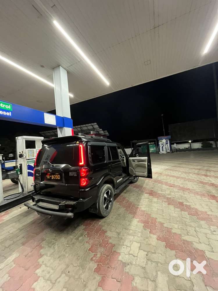 Mahindra Scorpio Diesel 2015